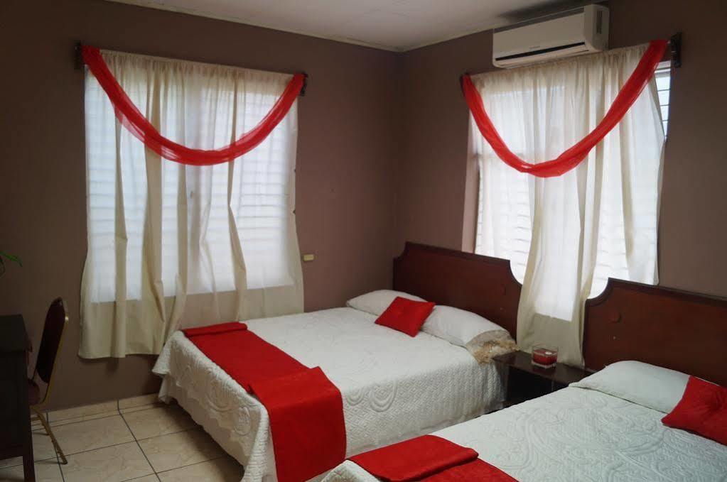 Micro Hotel Rio De Piedras San Pedro Sula Exterior foto